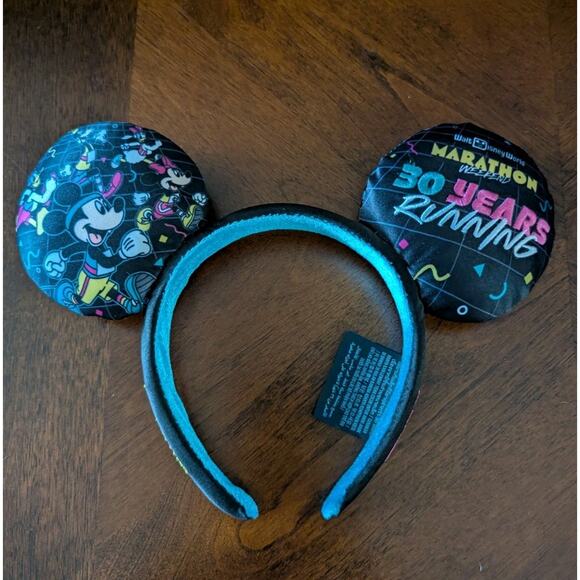 Run Disney Disney World 2023 Marathon Weekend Ears 30 Years Running - Picture 1 of 4